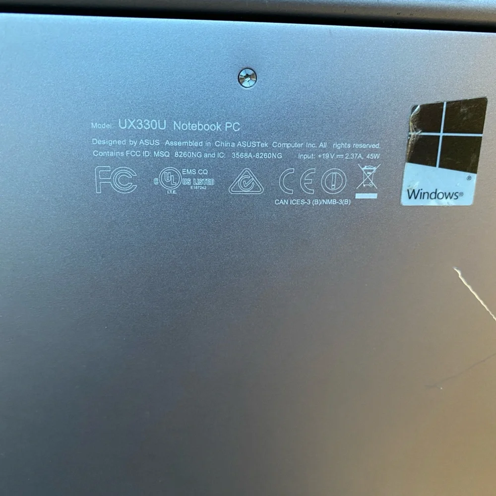 ASUS ZENBOOK UX330U Notebook PC